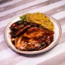 Bondiola agridulce y pure de batata