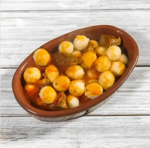 [COM-0009] ÑOQUIS RELLENOS CON ESTOFADO